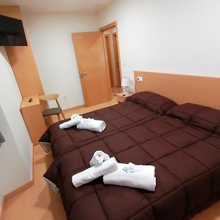 Hotel Hospedaxe Casa Avelina Palas de Rei Camera foto